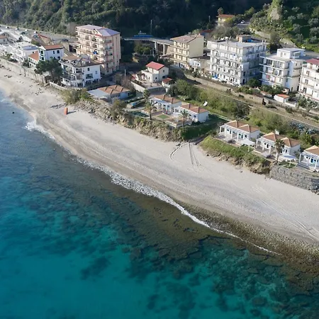 Maison Sophie Bed & Breakfast 4*